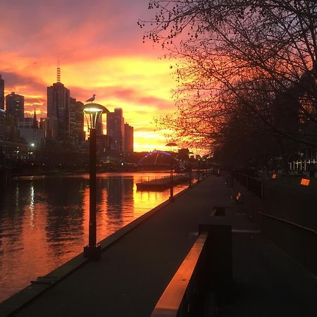 The Walkup Southbank Apartamento Melbourne Exterior foto